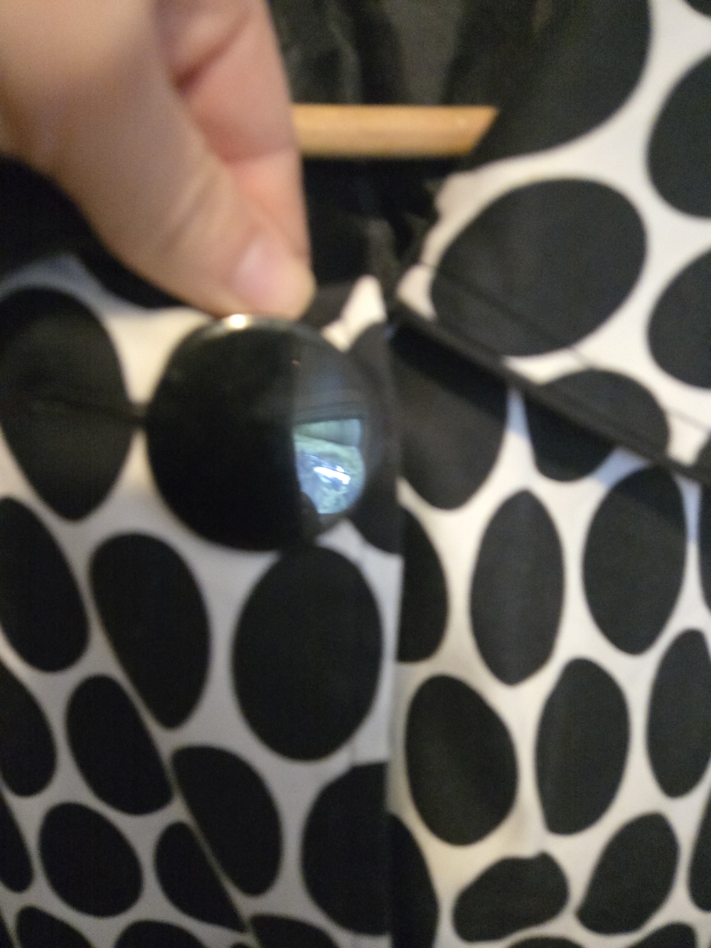 Peter Nygard Black and White Polka Dot Trench Coat - Picture 5 of 10